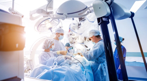 Robotic Stone Crushing Surgery: 5 Key Benefits