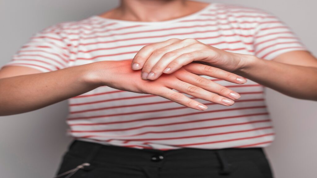 Feeling Cold After Surgery: 7 Common Side Effects and What They Mean 4 feeling cold after surgery