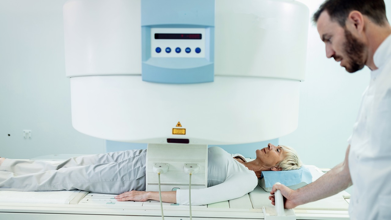 How Long Radioactive After PET Scan? 3 Radioactive