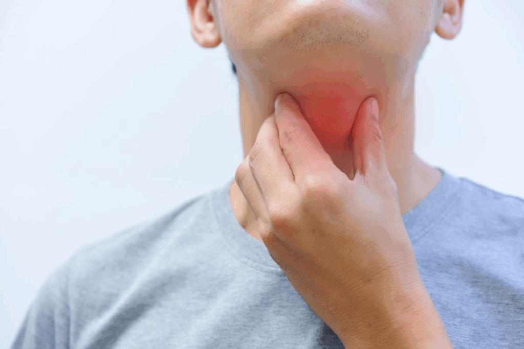 What Does a Throat Look Like? Healthy vs. Cancer Signs