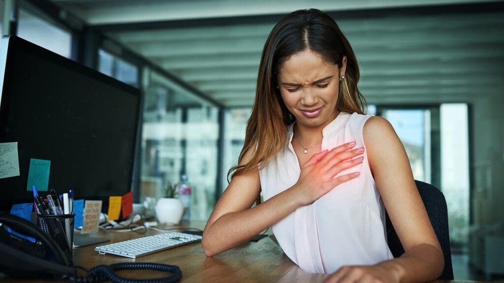 does tylenol help with chest pain