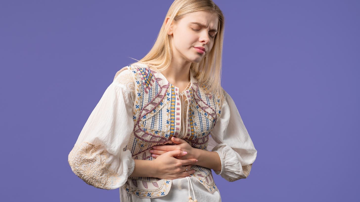 stomach pain 11 LIV Hospital