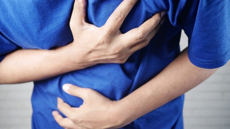 Can Back Pain Cause Chest Pain? Exploring the Link Between Spinal Issues and Chest Discomfort