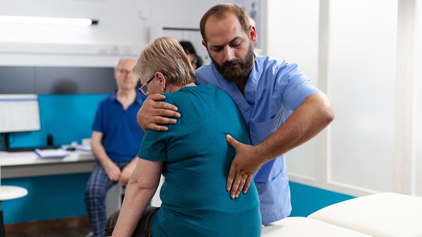 back pain 15 LIV Hospital