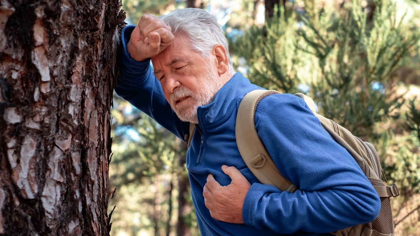 chest pain 66 LIV Hospital