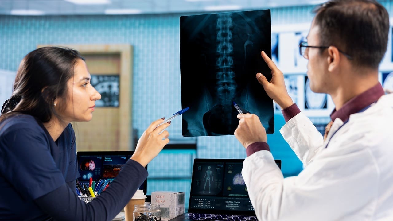 Bulging Disc vs Herniated Disc MRI: 7 Key Types and Terms Explained