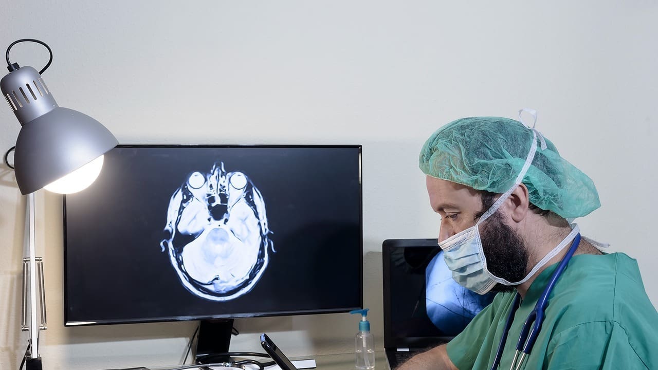 10 Swollen Brain Symptoms and Cerebral Edema Types Explained Fast 1 10 Swollen Brain Symptoms and Cerebral Edema Types Explained Fast