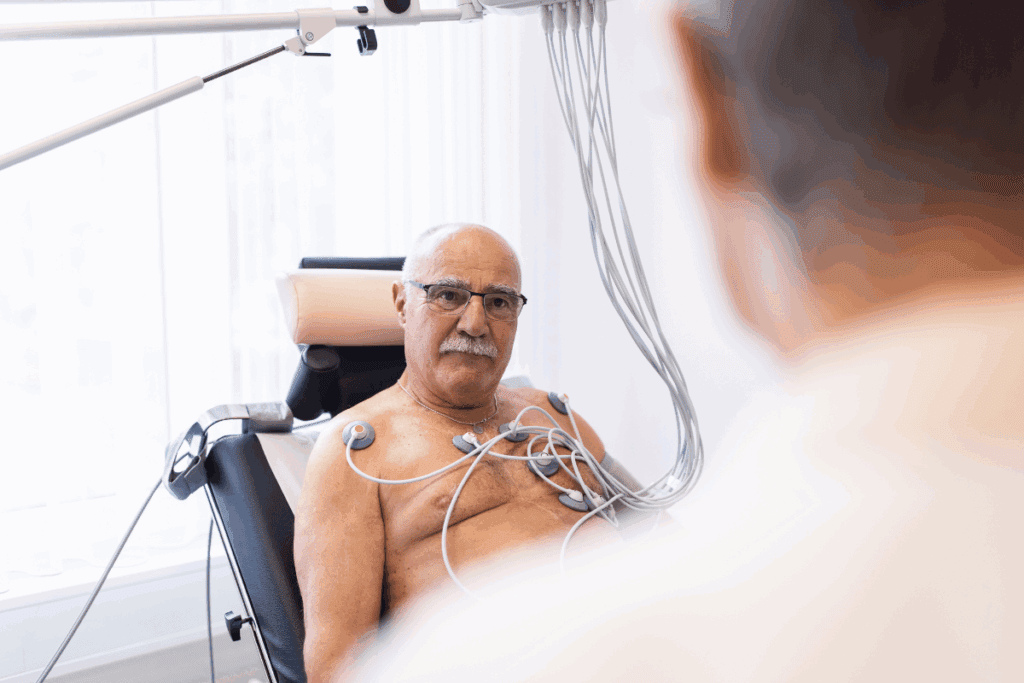 How Long Does a Cardiac Cath With Stents Take? 3 How Long Does a Cardiac Cath With Stents Take?