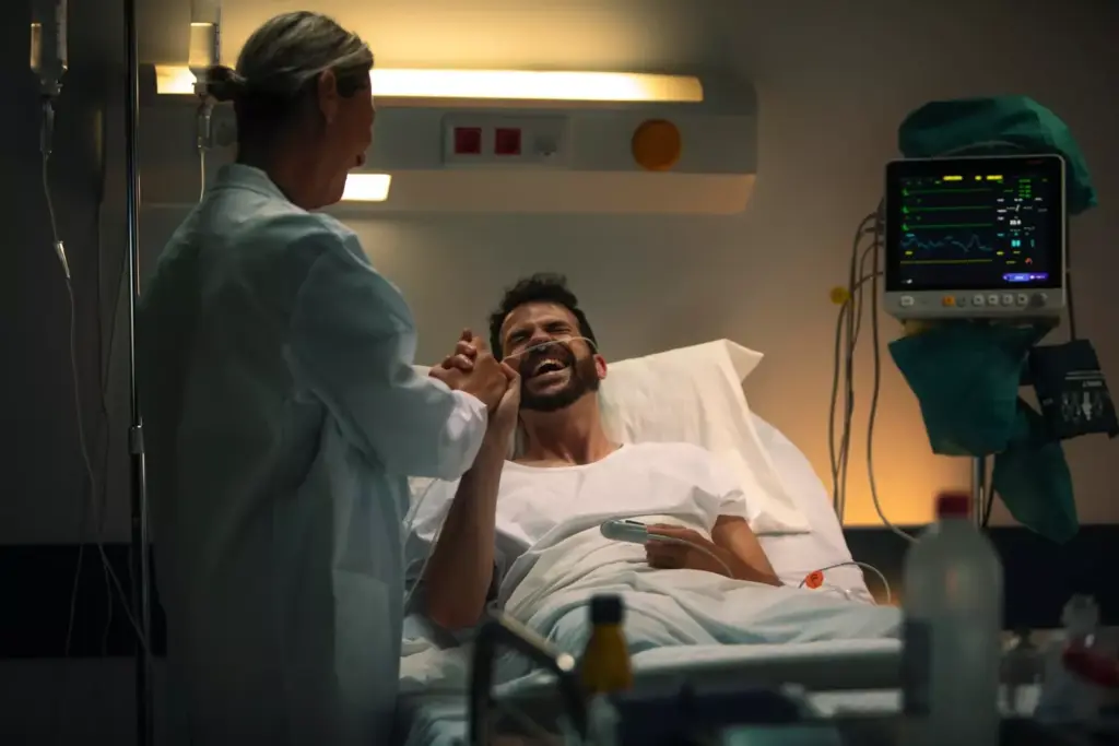 A bleak, somber scene depicting the final stages of glioblastoma. In the foreground, a hospital bed occupied by a pale, emaciated figure, their features obscured by medical equipment. Surrounding them, a dimly lit room with muted tones and long shadows, conveying a sense of hopelessness. In the background, a window reveals a stormy, overcast sky, mirroring the gravity of the situation. The lighting is low and moody, casting a haunting, cinematic atmosphere. The overall composition evokes the inexorable progression of brain cancer and the impending loss of life.