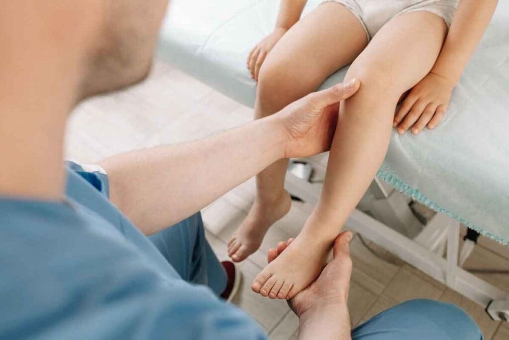 Is It Growing Pains or Leukemia? Key Warning Signs in Kids 2 Is It Growing Pains or Leukemia? Key Warning Signs in Kids