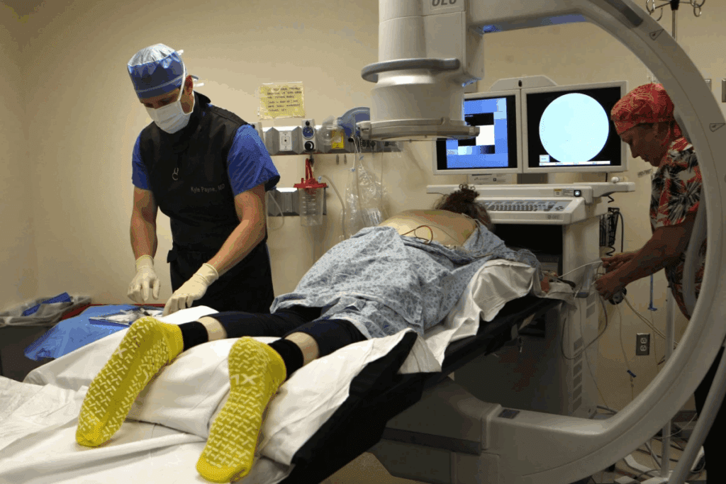 What’s the Difference: epidural steroid injection vs cortisone injection 2 image 14295 LIV Hospital