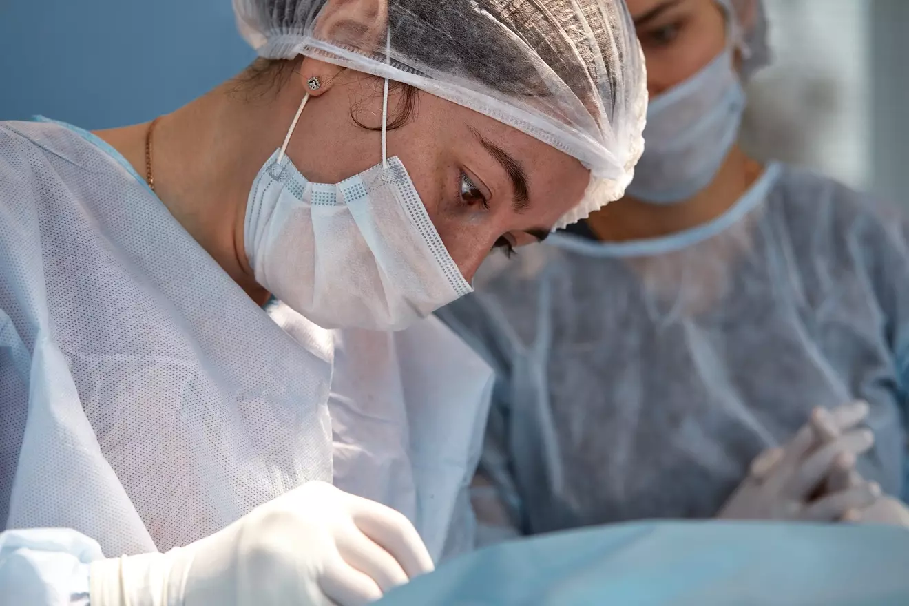 What Types of Surgery Do Gynecologists and OBGYNs Perform? 1 What Types of Surgery Do Gynecologists and OBGYNs Perform?