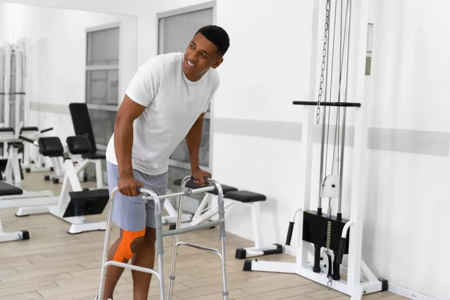 When Can You Walk After ACL Surgery? A Detailed Guide to ACL Surgery Recovery Time to Walk