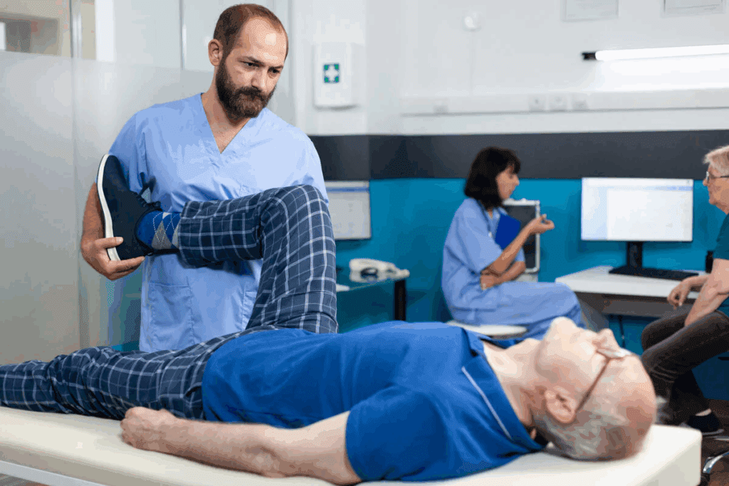 When to See a Doctor for Knee Pain 1 When to See a Doctor for Knee Pain