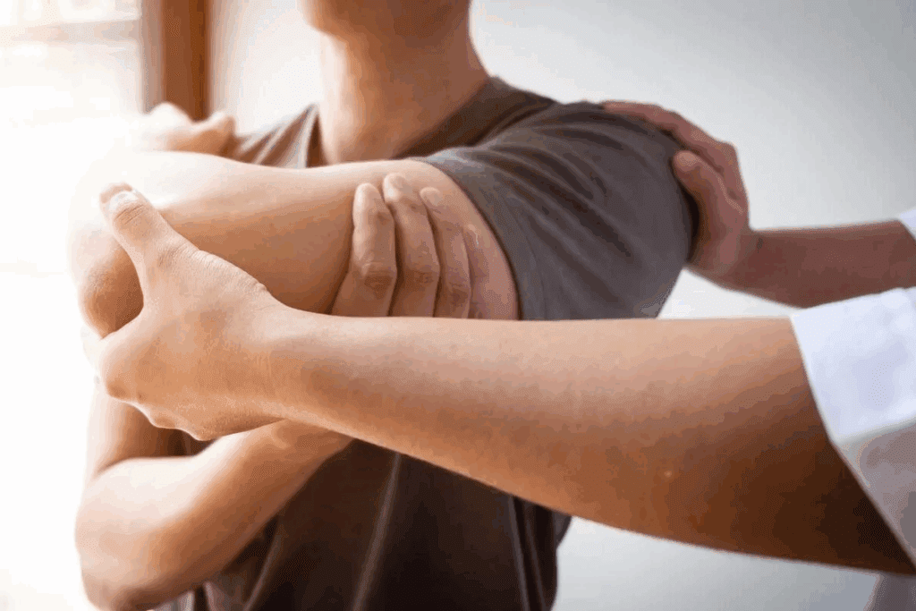 Shoulder Impingement Treatment: 5 Effective Ways to Fix Painful Shoulder Injuries