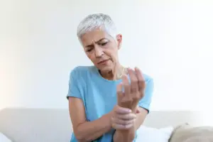 Can Arthritis Go Away If It's Due to Overuse? Causes, Effects, and Treatment Explained
