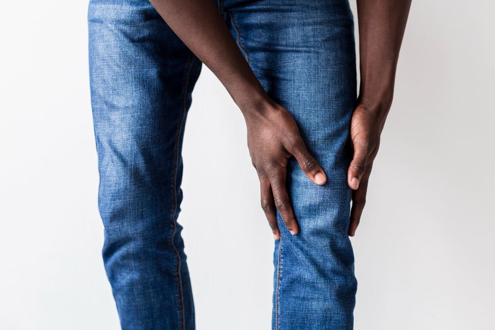 knee pain 11 LIV Hospital