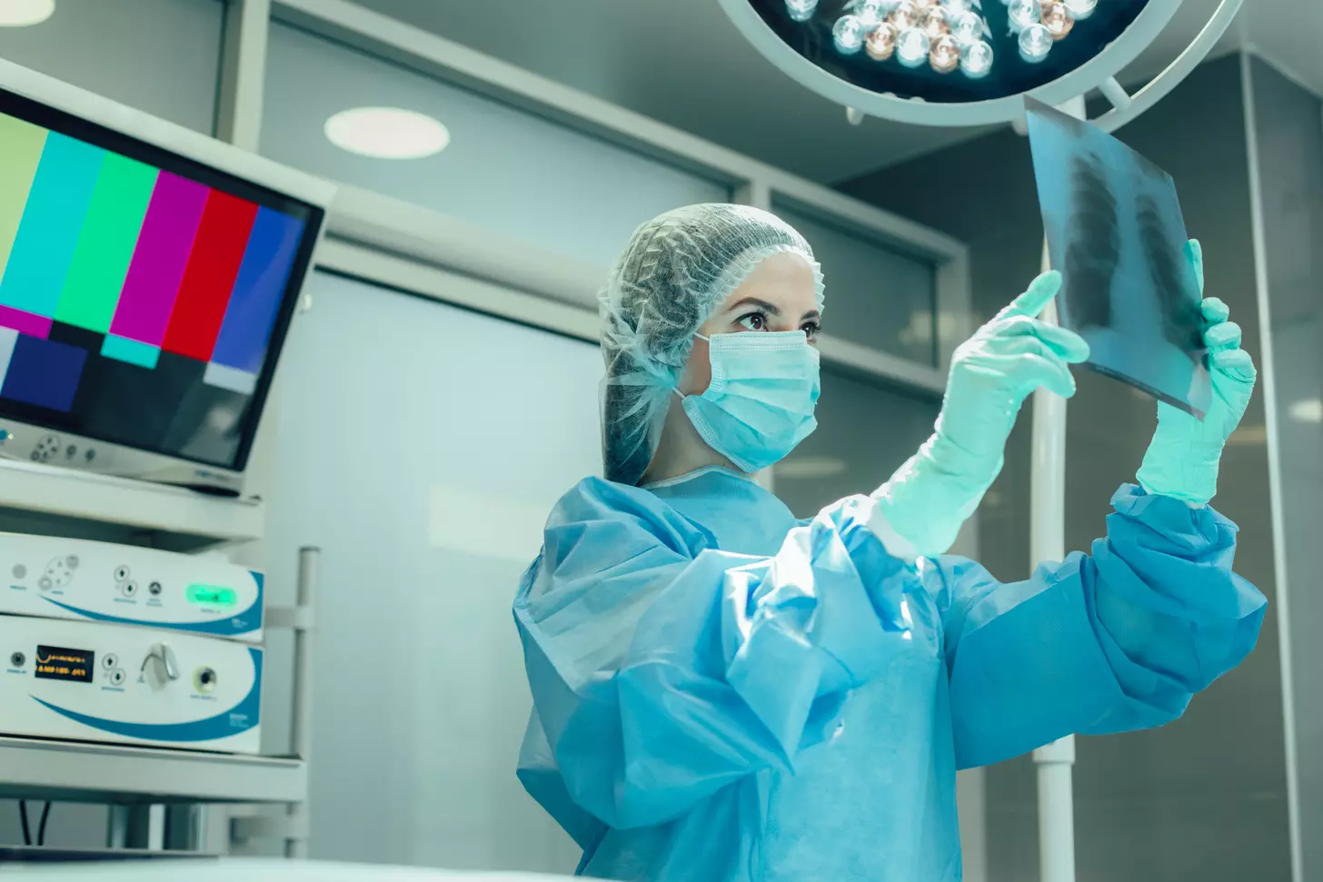 7 Key Ways Artificial Intelligence Is Transforming Surgery Today