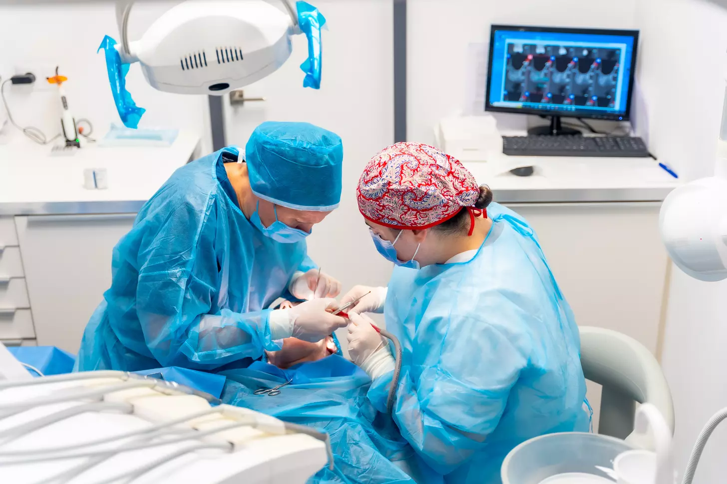 7 Benefits of AI-Assisted Surgery: Precision, Safety, and Faster Recovery