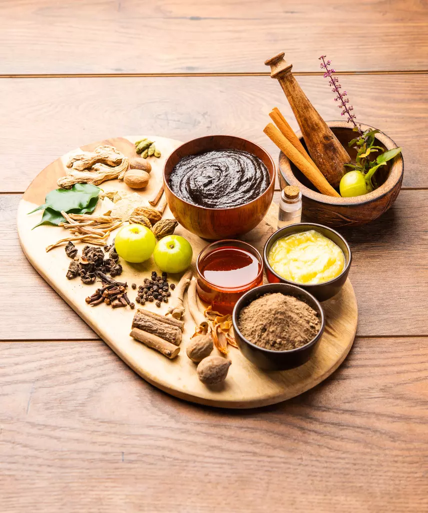 7 Natural Prostate Cancer Treatments: Evidence, Herbs, and Alternative Therapies