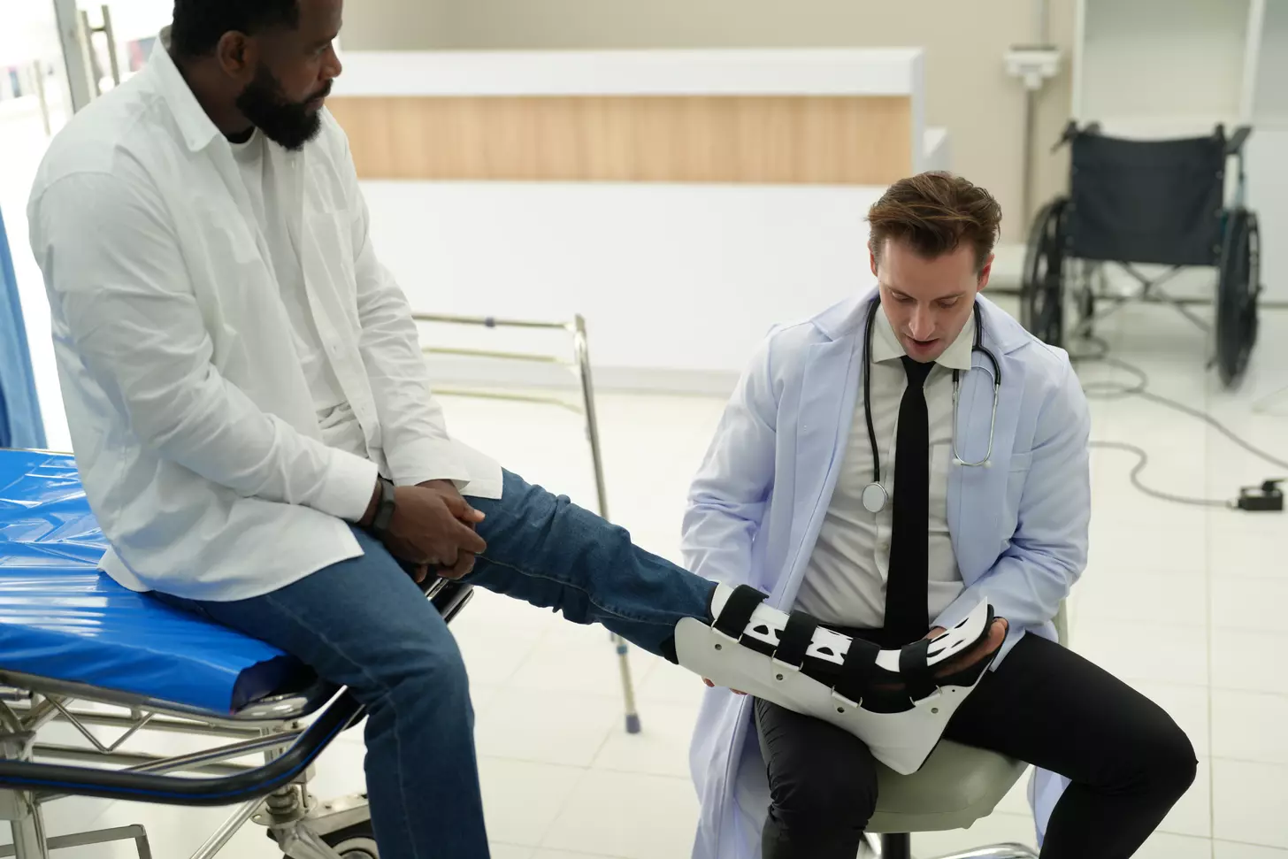 What Does an Orthopedist Mean? Definition, Spelling, and Medical Role 1 What Does an Orthopedist Mean? Definition, Spelling, and Medical Role