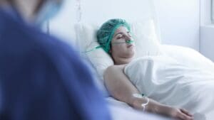 7 Key Signs of Infection After ACDF Surgery You Should Not Ignore