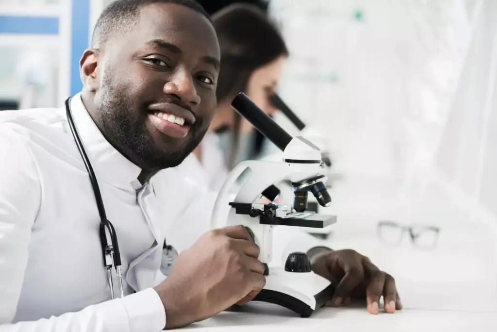 A detailed microscopic view of squamous cell lung carcinoma, capturing the abnormal, irregularly shaped and rapidly proliferating cancer cells characteristic of this aggressive form of lung cancer. The image should be rendered in a realistic, scientific style with a sharp focus, high contrast, and neutral lighting to clearly illustrate the disease's cellular pathology. The background should be a plain, neutral-toned setting to direct the viewer's attention to the prominent cancerous cells in the foreground. Subtle textures and shading should be used to convey the cellular complexity and malignant nature of the squamous cell carcinoma. A detailed microscopic view of squamous cell lung carcinoma, capturing the abnormal, irregularly shaped and rapidly proliferating cancer cells characteristic of this aggressive form of lung cancer. The image should be rendered in a realistic, scientific style with a sharp focus, high contrast, and neutral lighting to clearly illustrate the disease's cellular pathology. The background should be a plain, neutral-toned setting to direct the viewer's attention to the prominent cancerous cells in the foreground. Subtle textures and shading should be used to convey the cellular complexity and malignant nature of the squamous cell carcinoma.