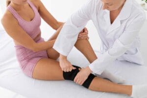 How Long to Wear Compression Stockings After Knee Replacement: 6 Essential Facts