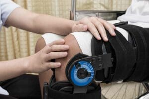 7 Proven Alternatives to Knee Replacement Surgery for Bone-on-Bone Pain