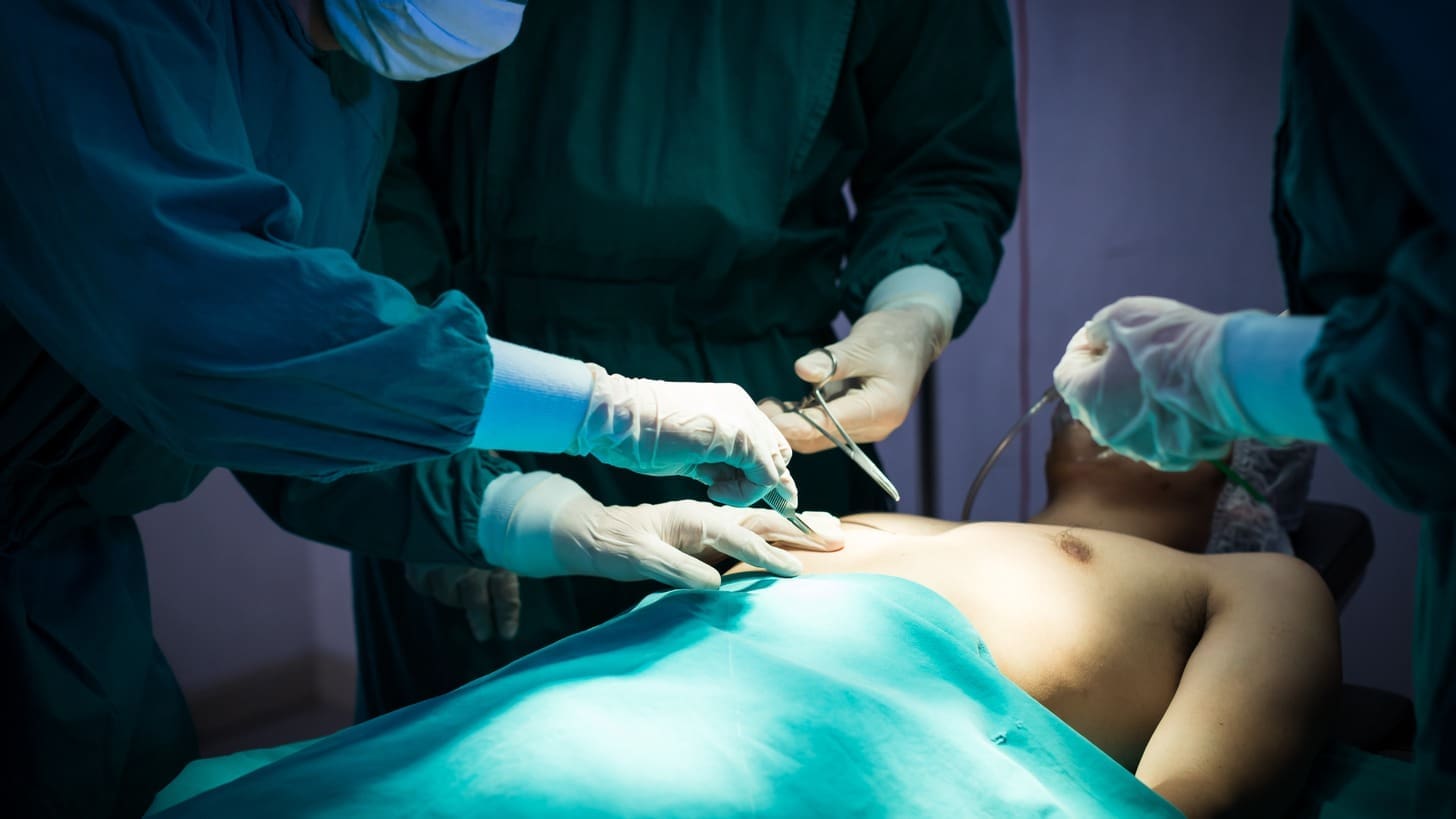 What is Back Surgery from the Front (ALIF)? 1 back surgery 6 LIV Hospital