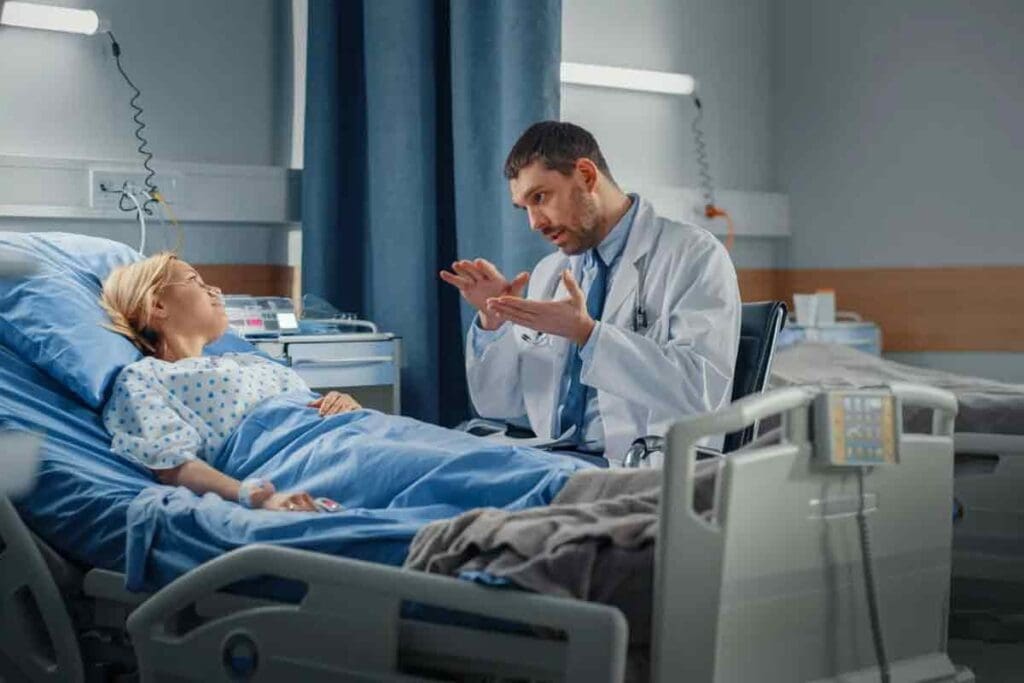 MM Disease Symptoms: 9 Early Warning Signs of Multiple Myeloma to Watch For 3 image 4966 LIV Hospital