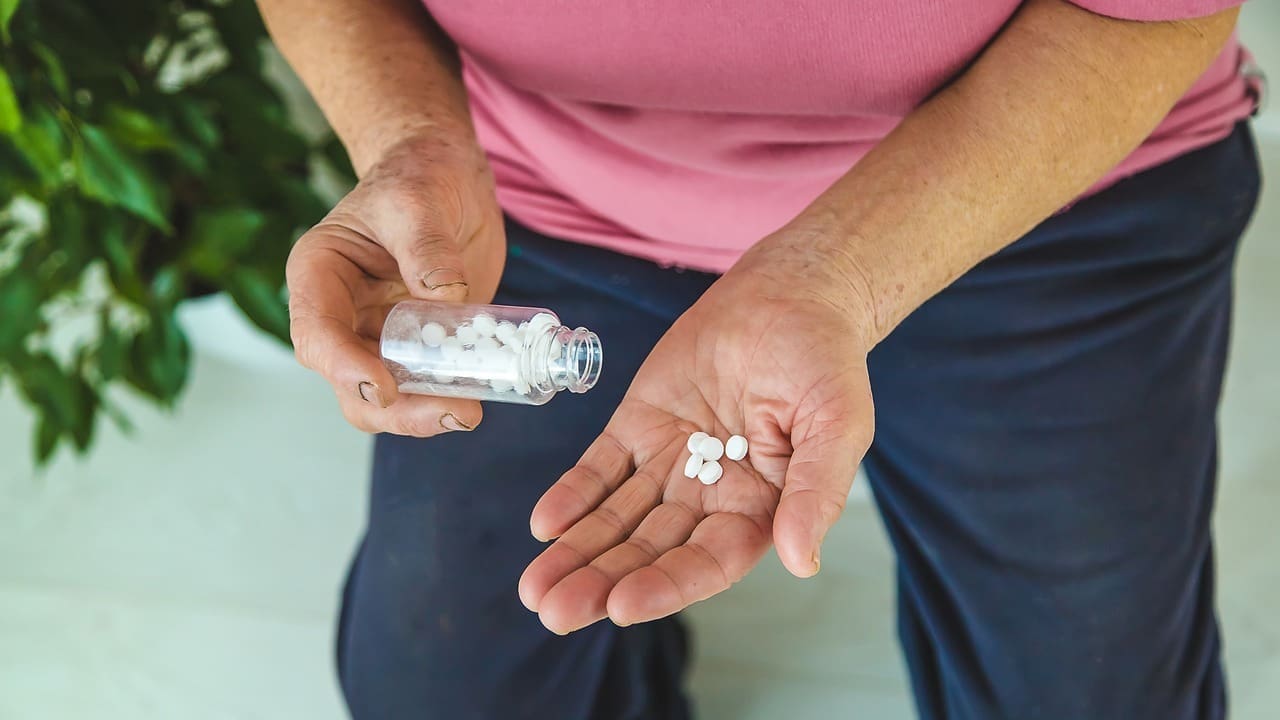 Best Pain Medicine for Inflammation: 5 Top OTC Options Compared