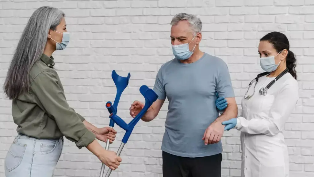 A detailed cross-section of the internal mechanisms responsible for over-the-counter arthritis relief. In the foreground, a close-up view of the active ingredients in the medication, depicted as colorful molecular structures interacting with inflamed joint tissues. In the middle ground, a cutaway diagram showcasing the complex biological pathways by which these compounds reduce inflammation and pain. In the background, a subtle anatomical rendering of a human joint, highlighted to emphasize the targeted areas. The lighting is soft and diffused, creating a sense of scientific study and clinical examination. The overall tone is one of informative clarity, inviting the viewer to understand the essential inner workings of this common pain relief treatment.