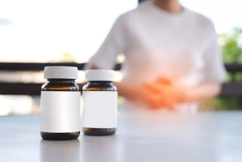 A close-up view of an osteo arthritis pain reliever product, showcasing the bottle or packaging against a soft, blurred background. The product should be prominently displayed, capturing the details of the label, branding, and any key information about the medication. The lighting should be warm and natural, creating a sense of quality and trustworthiness. The angle should be slightly angled, providing a dynamic perspective that draws the viewer's attention to the key features of the product. The overall mood should convey a sense of relief and soothing, hinting at the intended use of the medication for managing arthritis pain. A close-up view of an osteo arthritis pain reliever product, showcasing the bottle or packaging against a soft, blurred background. The product should be prominently displayed, capturing the details of the label, branding, and any key information about the medication. The lighting should be warm and natural, creating a sense of quality and trustworthiness. The angle should be slightly angled, providing a dynamic perspective that draws the viewer's attention to the key features of the product. The overall mood should convey a sense of relief and soothing, hinting at the intended use of the medication for managing arthritis pain.