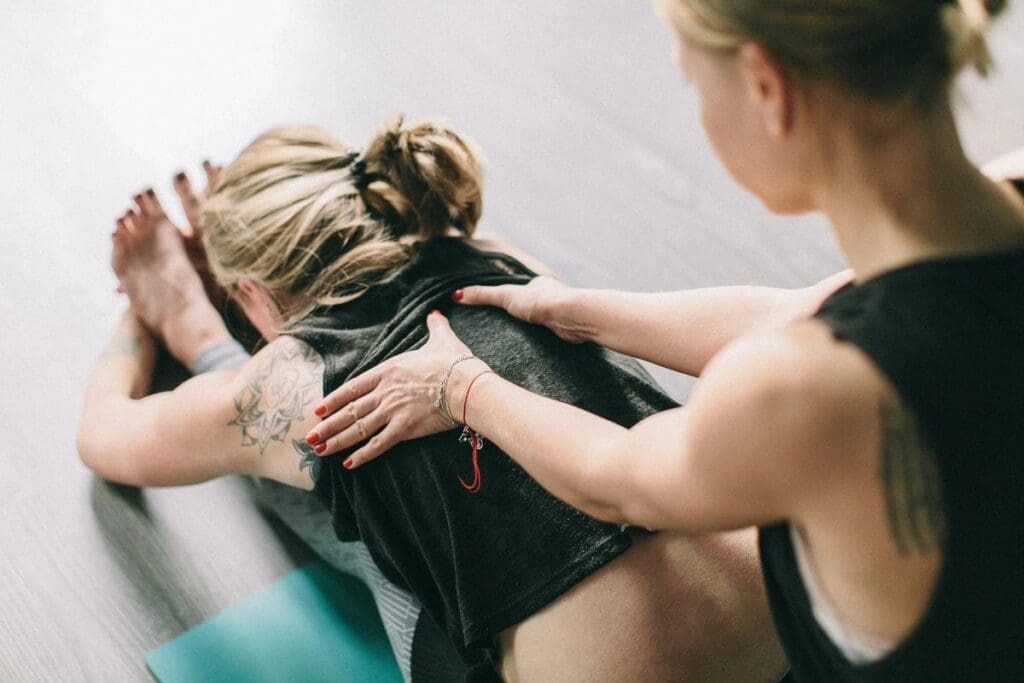 Yoga for Scoliosis: Is It Good or a Dangerous Mistake for the Spine? 3 Yoga for Scoliosis: Is It Good or a Dangerous Mistake for the Spine?