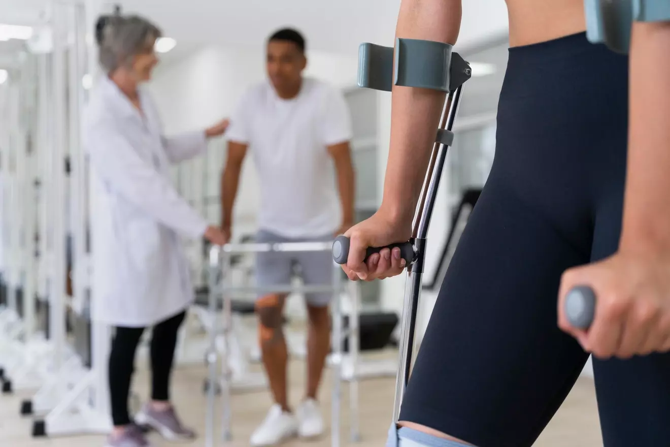 Ankle Prosthesis Surgery: 7 Key Facts About Recovery Time, Scarring, and Results