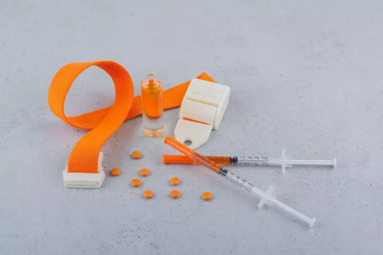 Chemo Meds for Ovarian Cancer: 7 Key Drugs and Regimens to Know