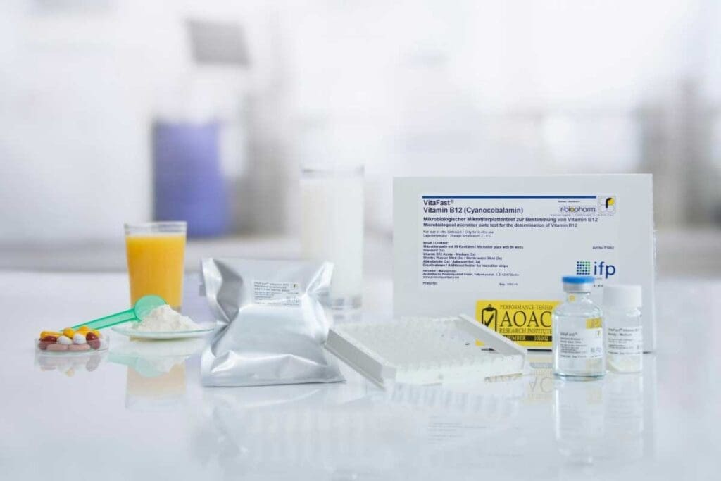 What Are the Adverse Effects of Cyanocobalamin (Synthetic Vitamin B12)?