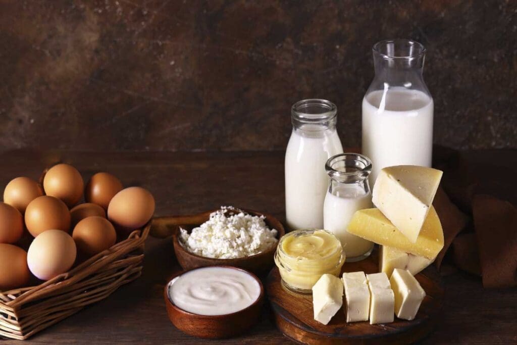 15 Foods Rich in B Vitamins: A Guide to What Contains Vitamin B, Including B12, B6, and Folate Sources