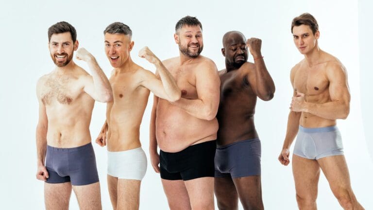 15 First Signs of Cancer in Men: Quick Guide to Early Symptoms