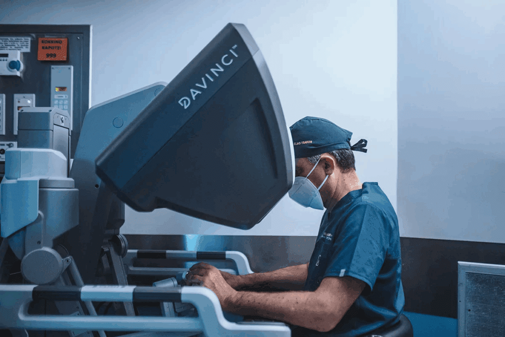 Robotic Uterus Removal: How It Works