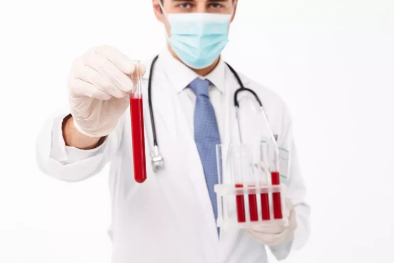 15 Key Blood Count Signs: Low WBC, High RBC, Normal Ranges & Causes