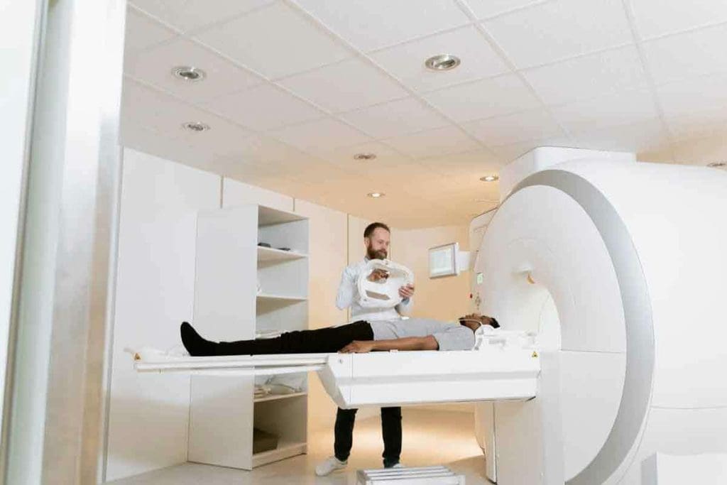 PET Scan vs MRI: 10 Essential Differences You Must Know