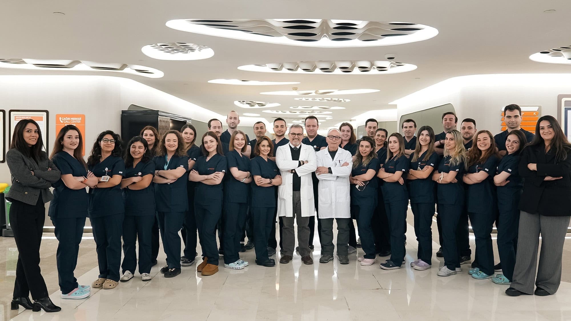 Kok Hucre Ekip Fotografi 1 LIV Hospital