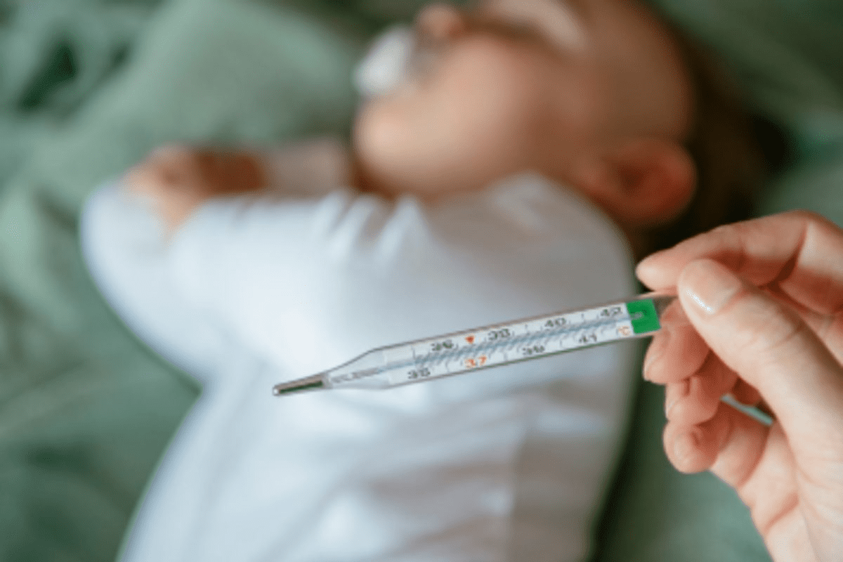 Temperature Alert: Is It Safe to Leave a Child Alone? - Liv Hospital