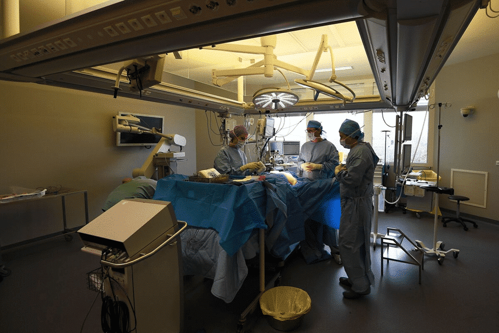 Intraoperative Definition: What It Means During Surgery 3 Intraoperative Definition: What It Means During Surgery