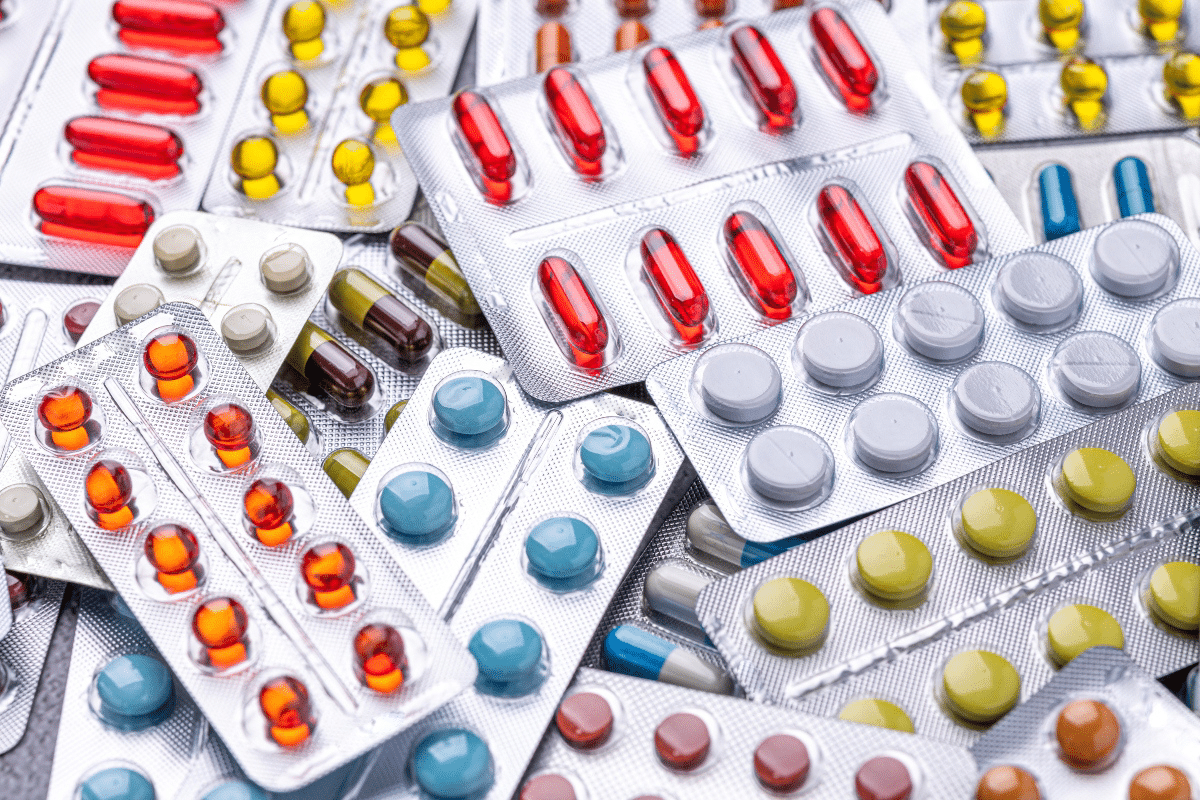 Best Multivitamin for Seniors Over 70: Guide