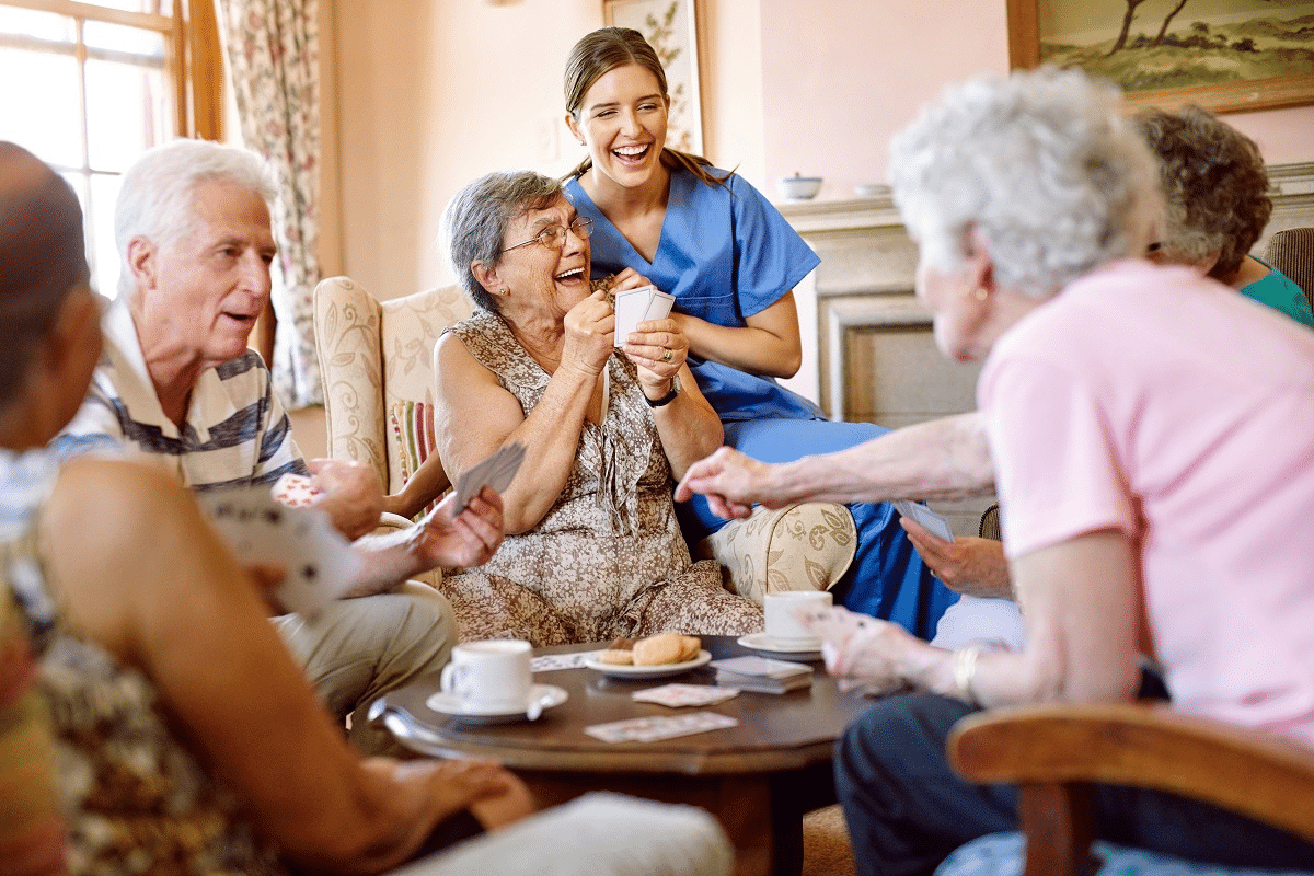 Activities for Seniors in Assisted Living Facilities: 25 Amazing Ideas