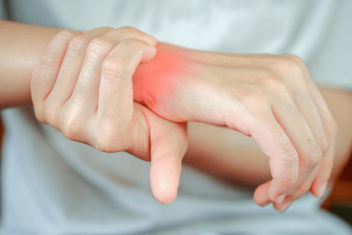 Essential How To Manage RA Wrist Pain & Swelling