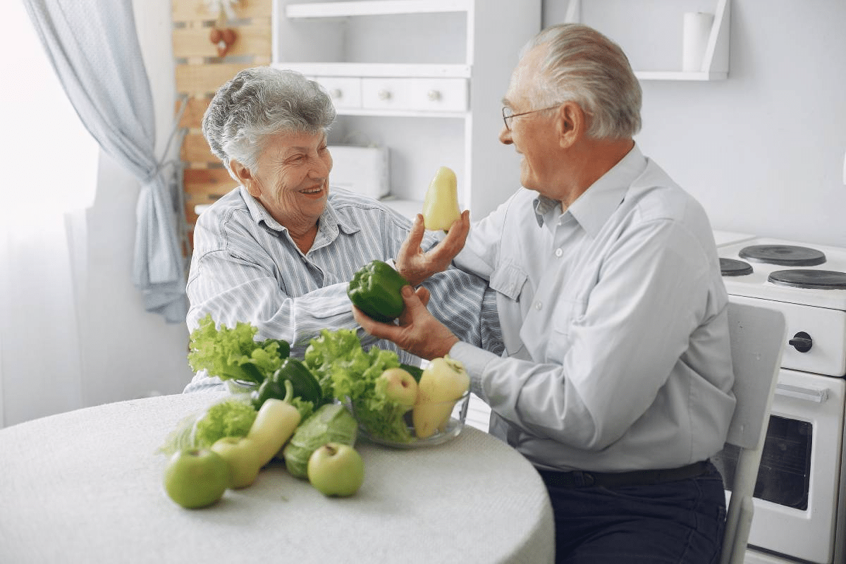 Dementia and Food: 7 Amazing Meal Ideas for Patients